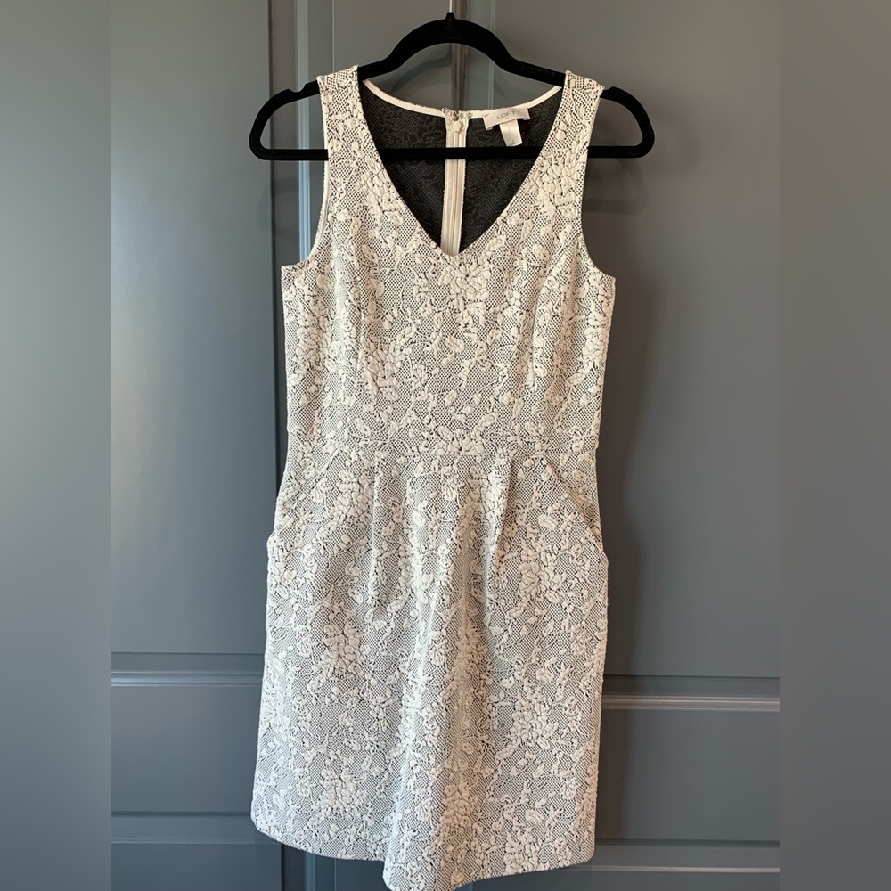 LOFT White and Black Floral Dress With Pockets - Size 0